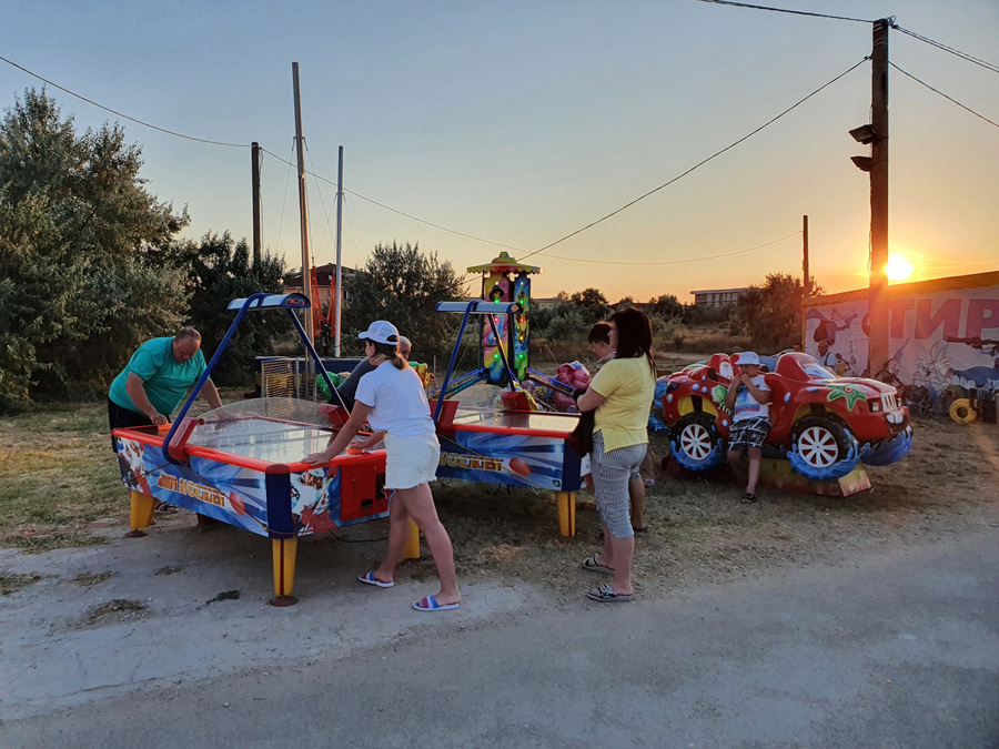 пляжи в штормовом развлечения для детей